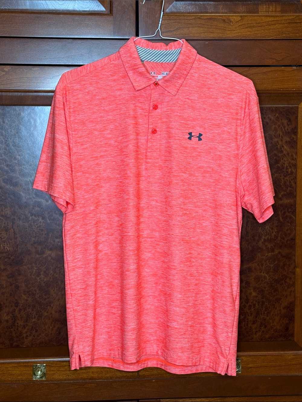 Under Armour Men’s medium bright orange Heather Polo Shirt